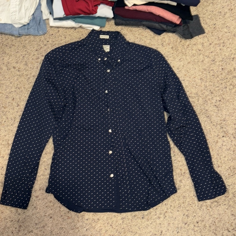 Men’s medium j crew navy polka dot button up